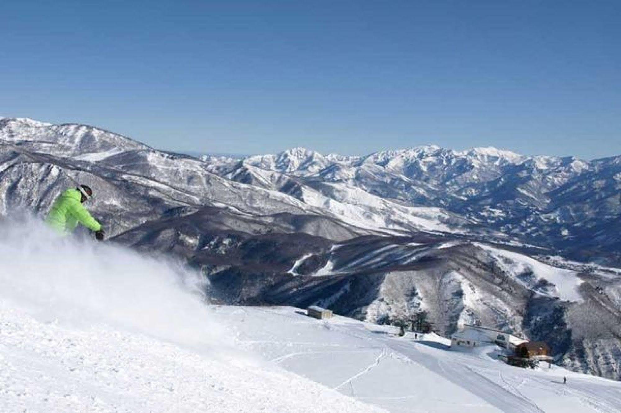 Hakuba Hotel Ougiya Exterior foto